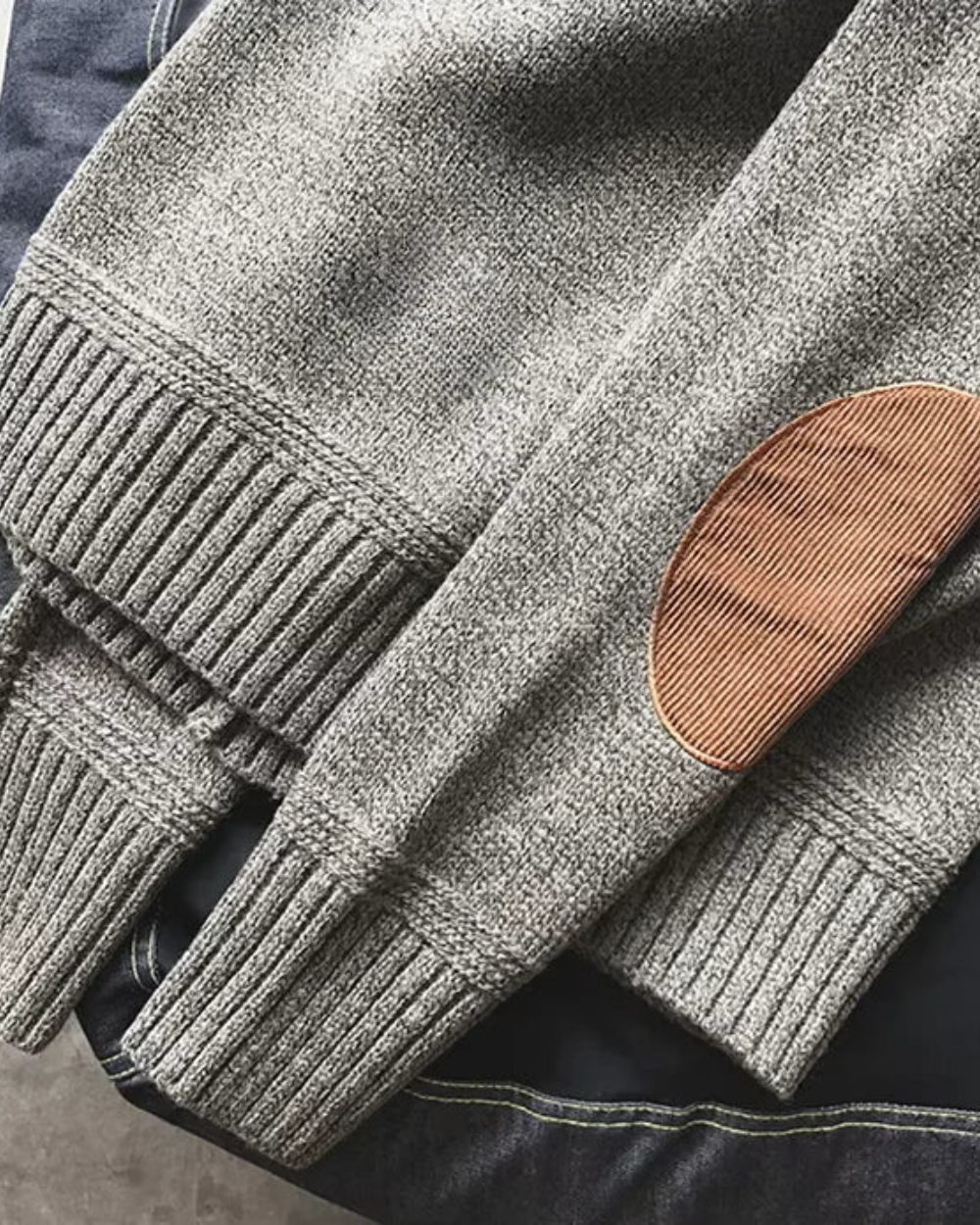 Henry - Wool Sweater with Elbows