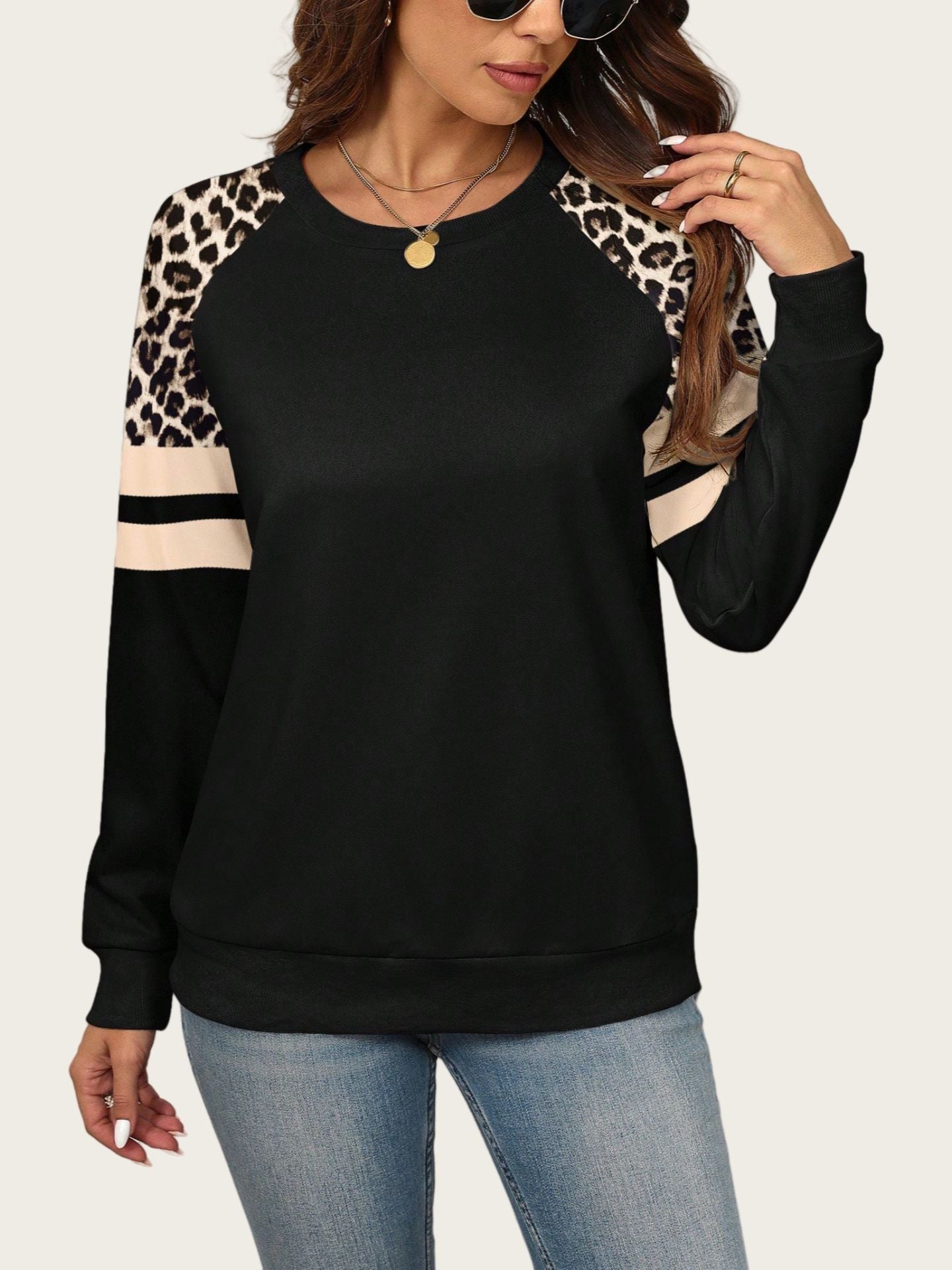 Talbot™ | Chic Leopard Patch Sweatshirt