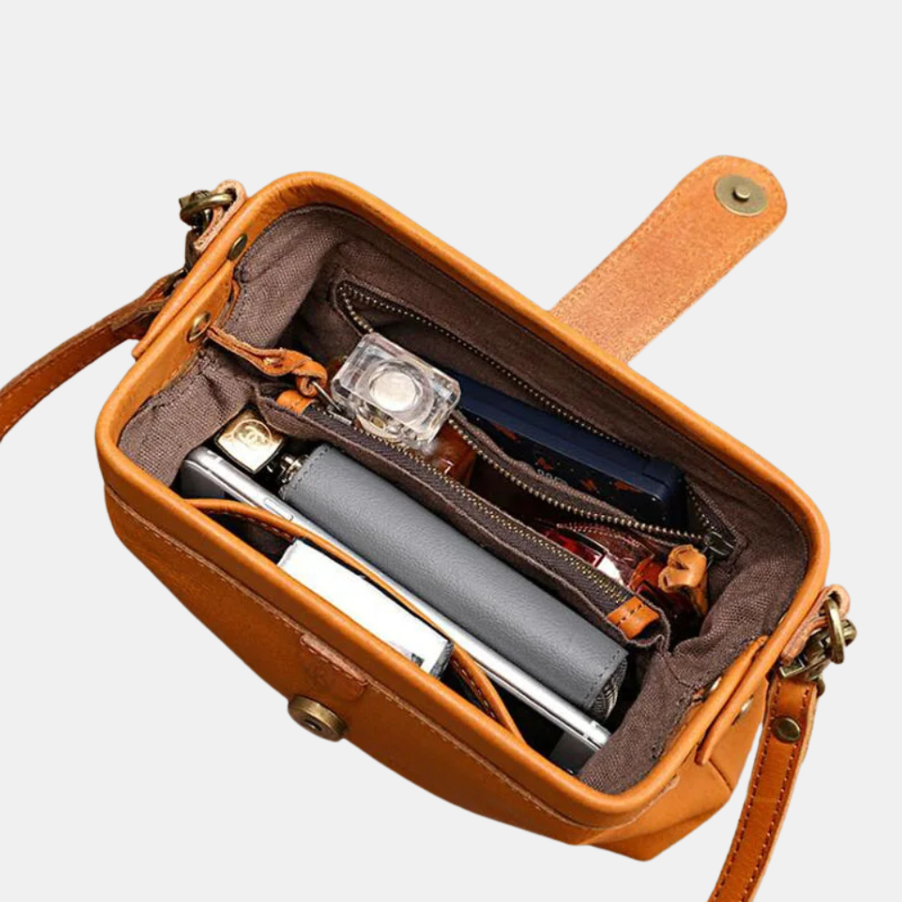 Juliette | Compact Leather Crossbody Bag