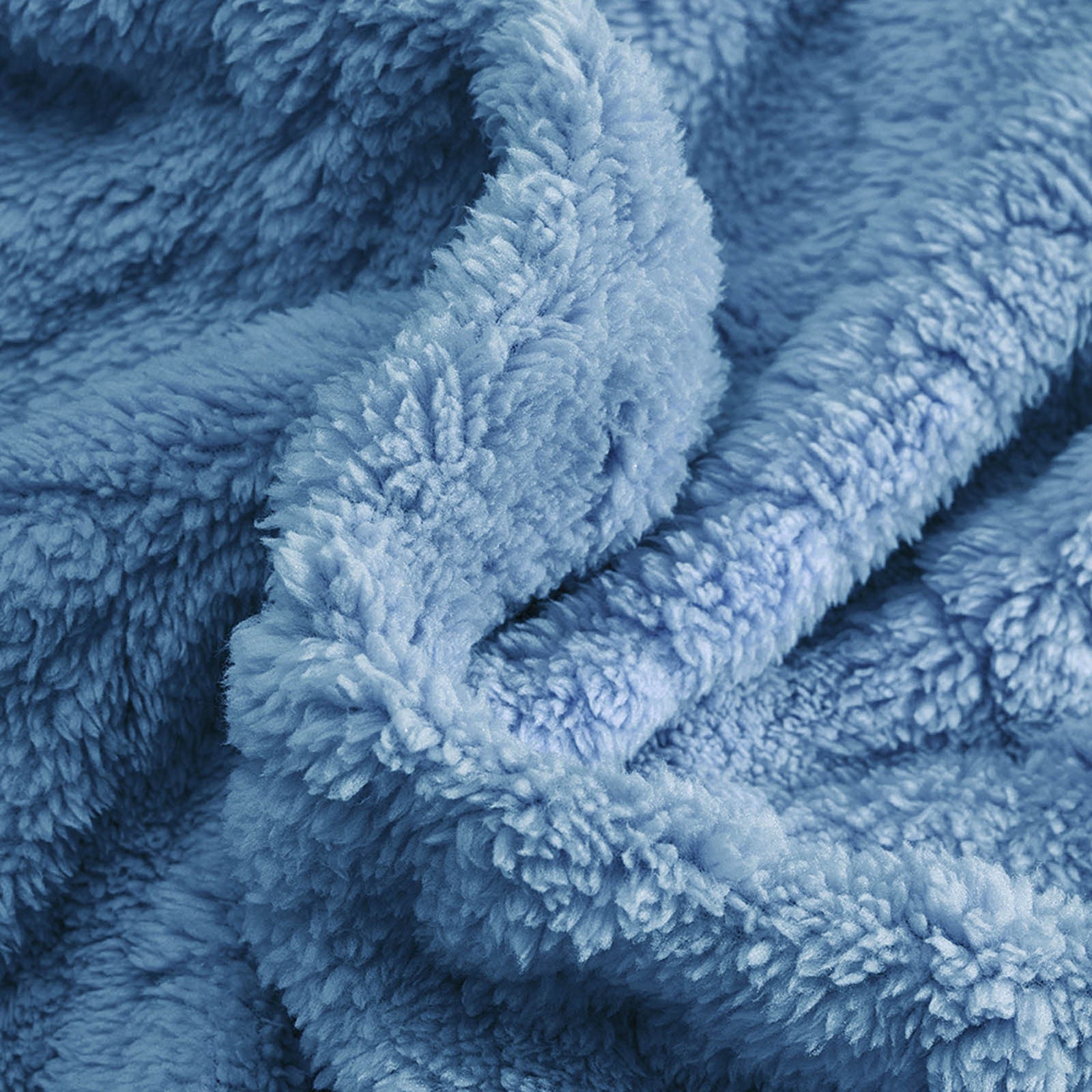 Alessandro Veneti Luxe Velvet Dream Hoodie