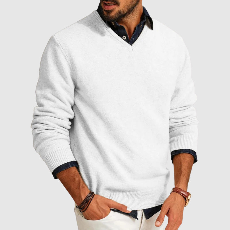 Men's Lightweight V-Neck Sweater for Everyday Wear